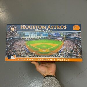 Houston Astros 1000 Piece Panoramic Puzzle (Used – Excellent Condition)